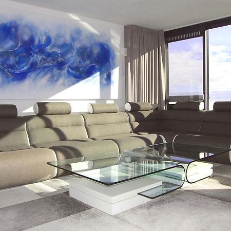 Luxus Apartment Mit Klimaanlage กอสตากาลมา ภายนอก รูปภาพ