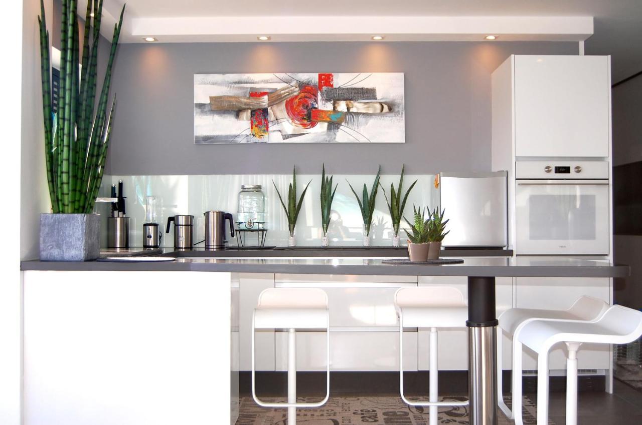 Luxus Apartment Mit Klimaanlage กอสตากาลมา ภายนอก รูปภาพ