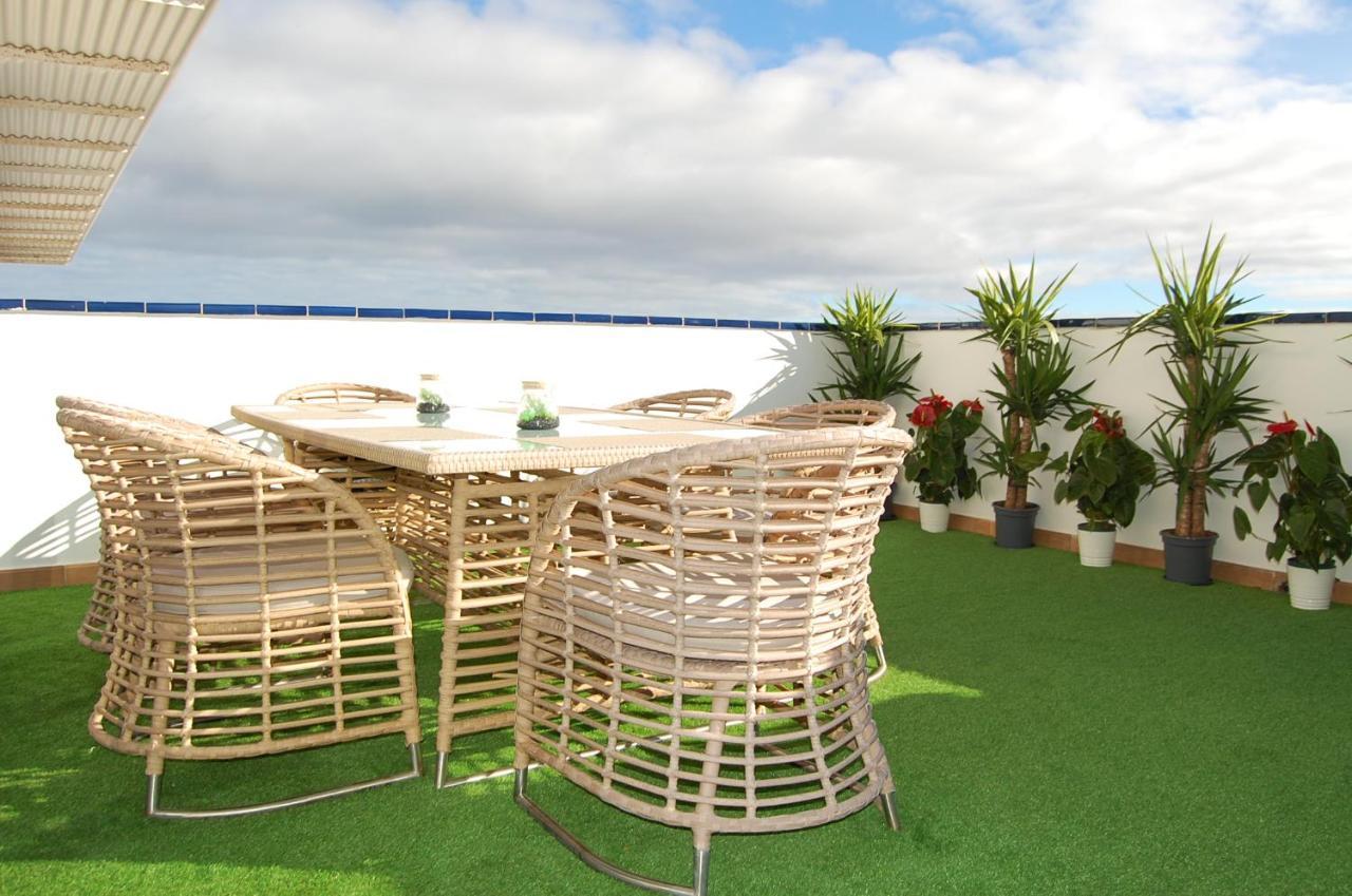 Luxus Apartment Mit Klimaanlage กอสตากาลมา ภายนอก รูปภาพ