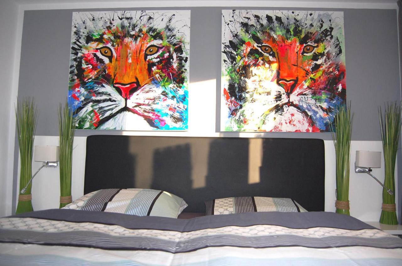 Luxus Apartment Mit Klimaanlage กอสตากาลมา ภายนอก รูปภาพ