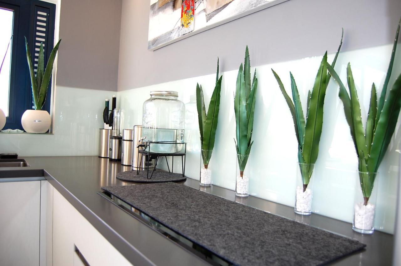 Luxus Apartment Mit Klimaanlage กอสตากาลมา ภายนอก รูปภาพ
